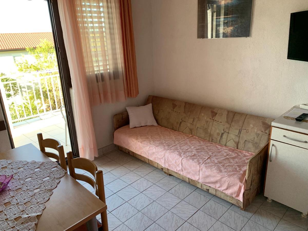 Apartmani Ficurin Starigrad Paklenica Εξωτερικό φωτογραφία