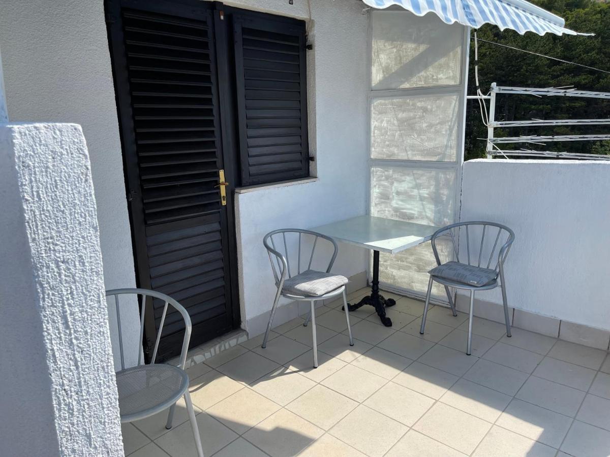 Apartmani Ficurin Starigrad Paklenica Εξωτερικό φωτογραφία